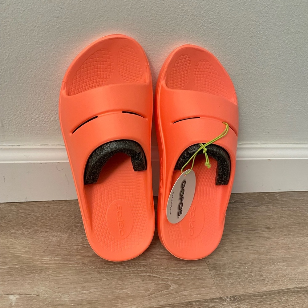 OOFOS OOahh Slide Sandals Unisex Men’s 5 / Women’s 7 - Sunburst - New with Tags